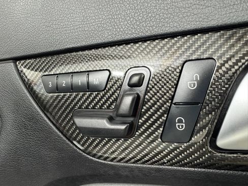 Used 2015 Mercedes-Benz SLK 250 image 41
