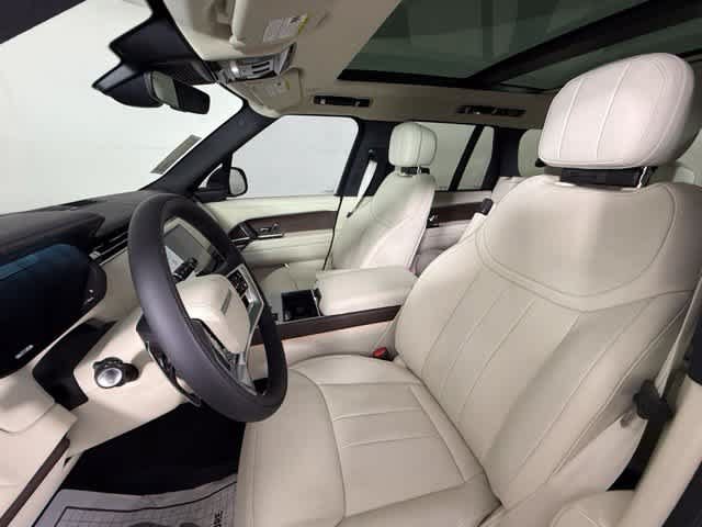 New 2026 Land Rover Range Rover SE AWD/4WD image 6