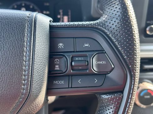 Used 2025 Toyota Tacoma SR5 AWD/4WD image 24