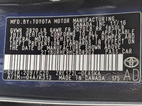 Used 2017 Toyota Corolla SE image 32