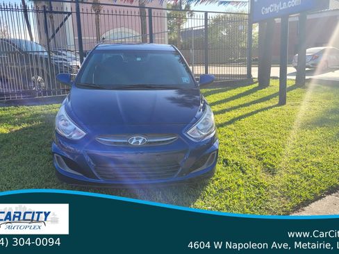 Used 2017 Hyundai Accent SE FWD image 2