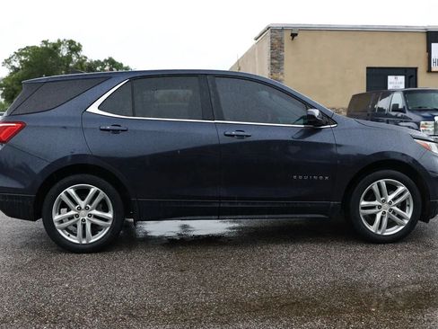 Used 2019 Chevrolet Equinox LT FWD image 7