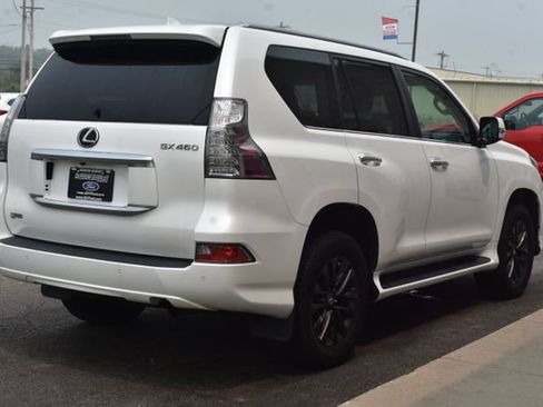 Used 2020 Lexus GX 460 Premium w/ Premium Package AWD/4WD image 10