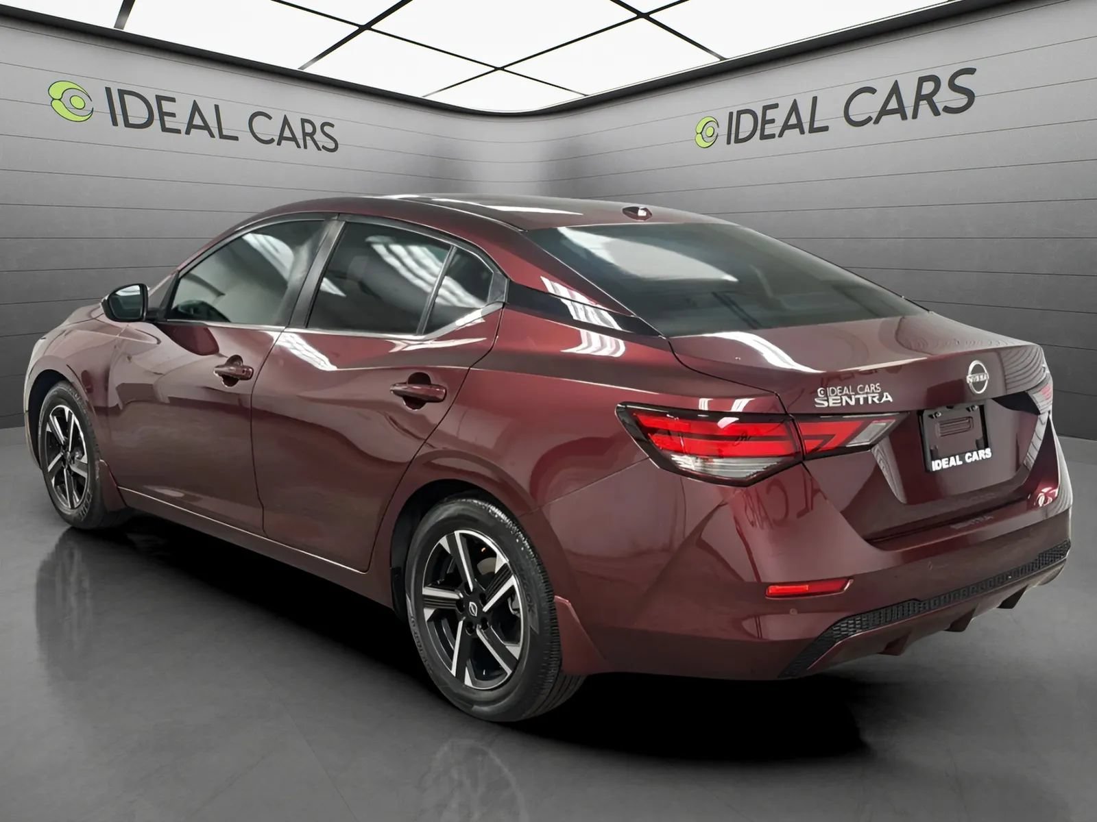 Used 2024 Nissan Sentra SV FWD image 7
