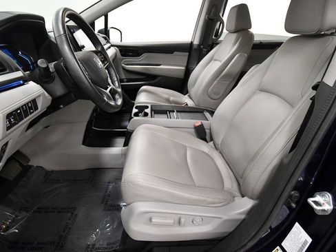 Certified 2023 Honda Odyssey Touring image 14
