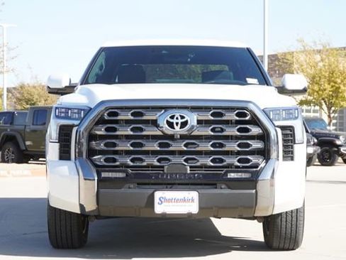 Used 2025 Toyota Tundra Platinum AWD/4WD image 2