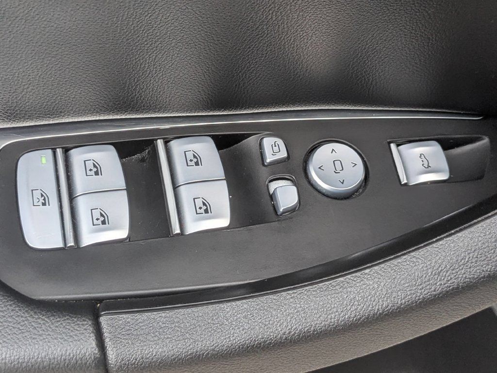 Used 2023 BMW X3 sDrive30i w/ Convenience Package RWD image 15