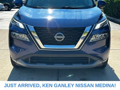 Used 2023 Nissan Rogue SV AWD/4WD image 8