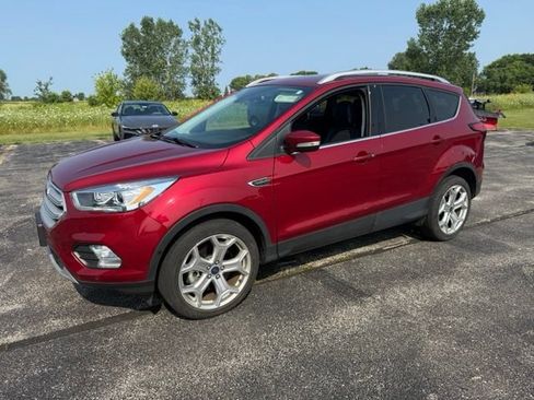 Used 2019 Ford Escape Titanium AWD/4WD image 1