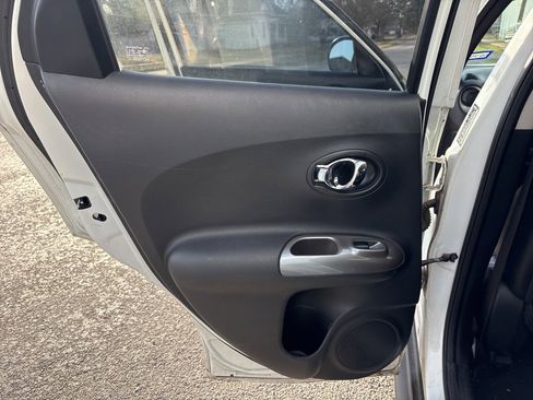 Used 2013 Nissan Juke SL image 17