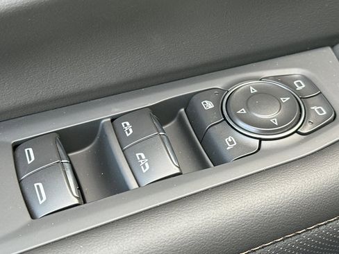 New 2026 Chevrolet Suburban High Country w/ LPO, Illumination Package image 12