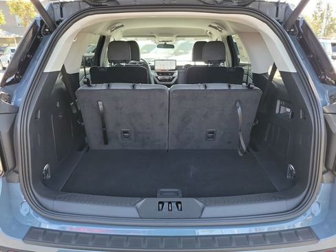 Used 2026 Ford Explorer Active w/ Active Comfort Package RWD image 20