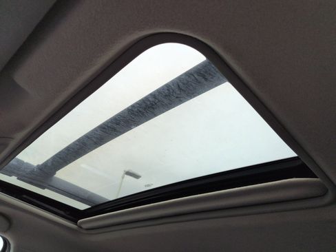 Used 2015 Nissan Frontier PRO-4X w/ Pro-4x Luxury Package image 18