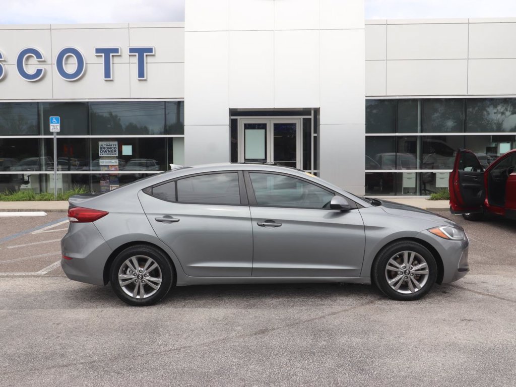 Used 2018 Hyundai Elantra Value Edition FWD image 15