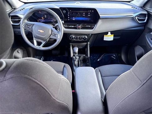 Used 2026 Chevrolet TrailBlazer LT w/ Convenience Package image 25