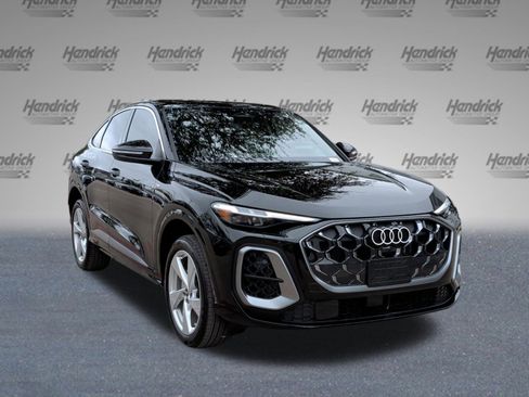 New 2025 Audi Q5 Premium Plus image 2