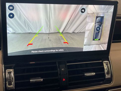 Used 2022 Lincoln Navigator L Reserve image 17