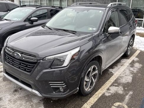 Used 2023 Subaru Forester Touring image 14