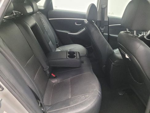 Used 2015 Hyundai Elantra GT w/ Option Group 02 FWD image 19