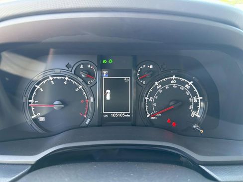 Used 2020 Toyota 4Runner SR5 Premium AWD/4WD image 27