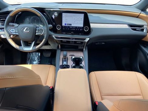 Certified 2024 Lexus RX 350h w/ Accessory Package (Z1) AWD/4WD image 11