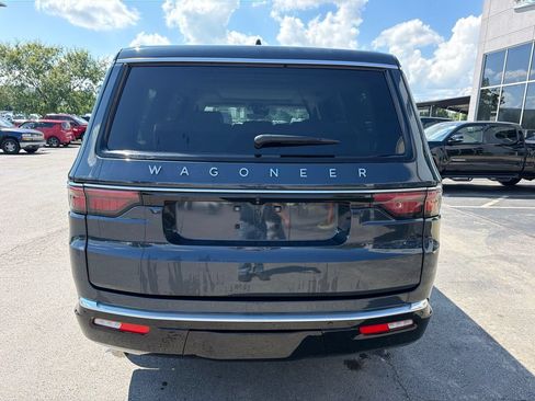 Certified 2024 Jeep Wagoneer 4WD w/ Premium Group I image 6