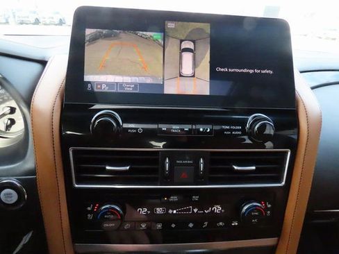 Used 2023 INFINITI QX80 Sensory w/ All-Season Package image 30