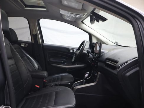 Used 2020 Ford EcoSport Titanium AWD/4WD image 9