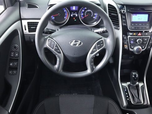 Used 2014 Hyundai Elantra GT image 27