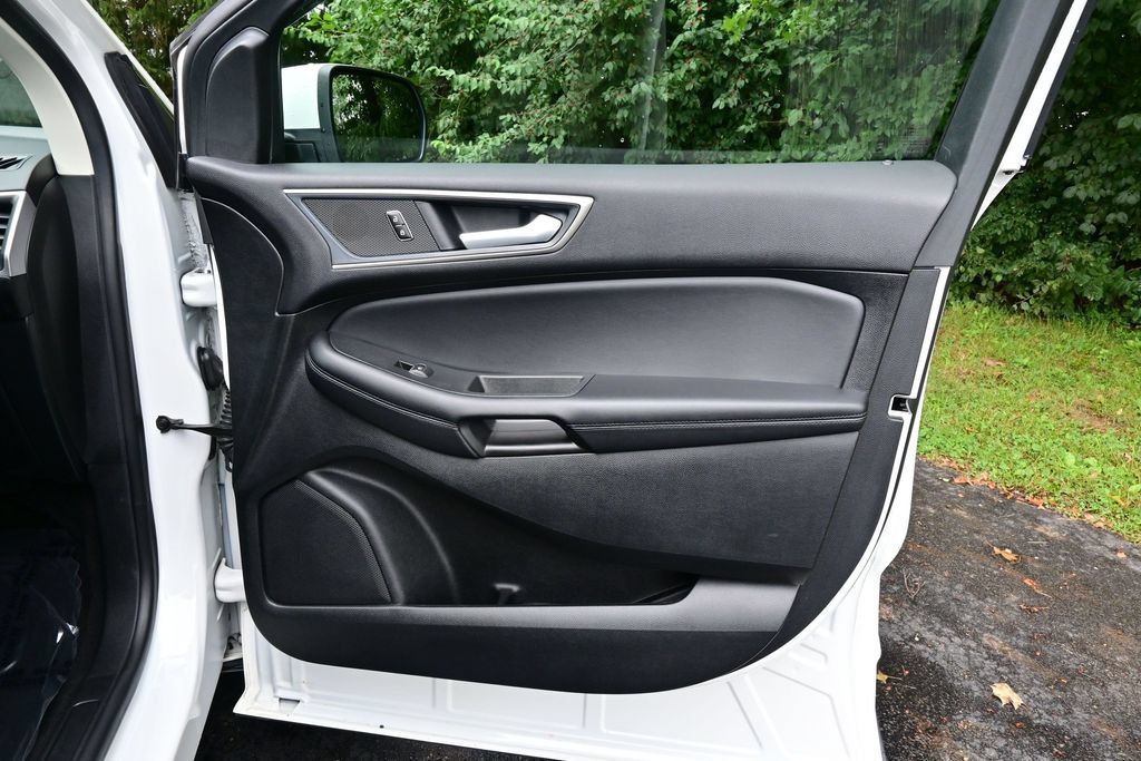 Used 2024 Ford Edge SEL w/ Convenience Package AWD/4WD image 25