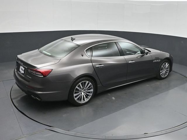 Used 2022 Maserati Quattroporte Modena Q4 AWD/4WD image 32
