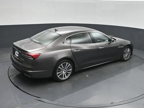 Used 2022 Maserati Quattroporte Modena Q4 AWD/4WD image 32