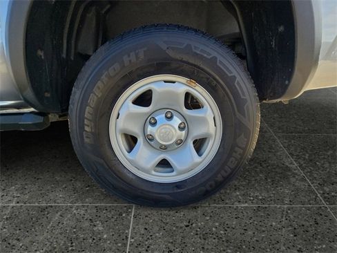 Used 2020 Toyota Tacoma SR image 18