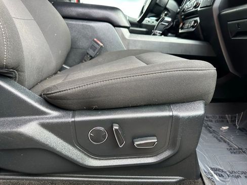 Used 2018 Ford F150 XLT w/ Equipment Group 302A Luxury AWD/4WD image 30