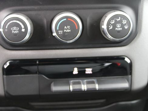 Used 2022 RAM 1500 Big Horn w/ Snow Plow Prep Group image 21