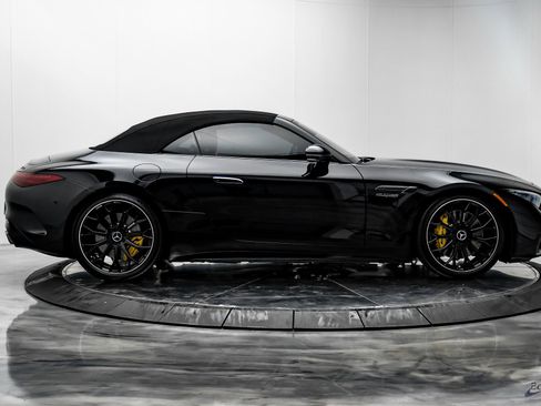 Used 2022 Mercedes-Benz SL 63 AMG 4MATIC image 23