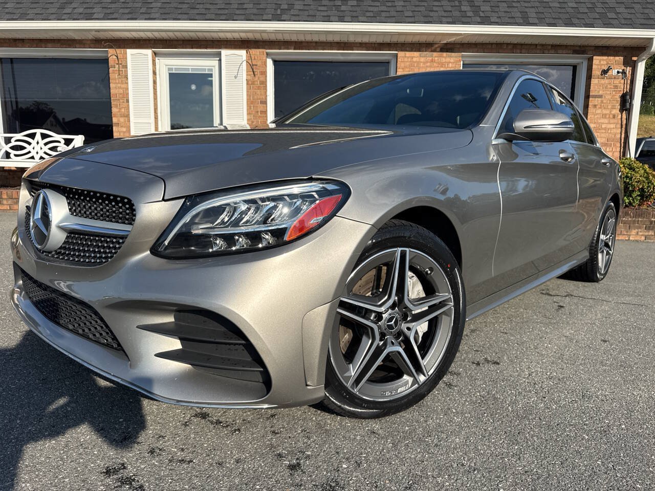 Used 2020 Mercedes-Benz C 300 4MATIC Sedan w/ AMG Line image 43