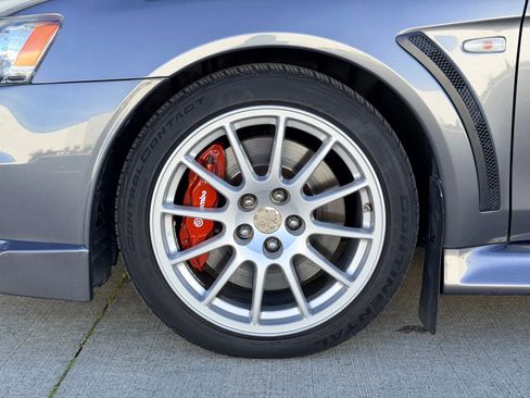 Used 2010 Mitsubishi Lancer Evolution GSR image 27