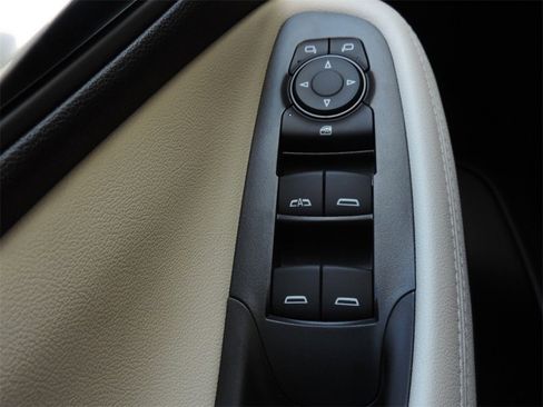 New 2026 Buick Encore GX Sport Touring image 21