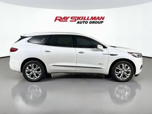 Used 2021 Buick Enclave Avenir w/ Avenir Technology Package AWD/4WD image 8