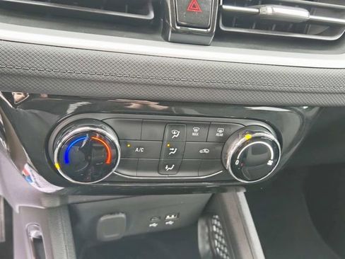 Used 2026 Chevrolet TrailBlazer LT w/ Driver Confidence Package FWD image 22