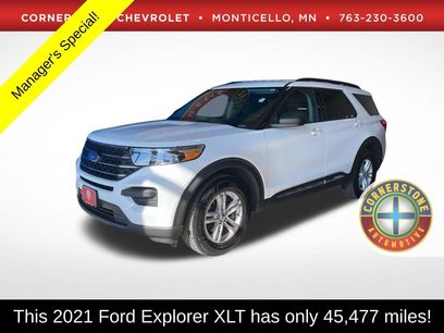 Used 2021 Ford Explorer XLT w/ Class III Trailer Tow Package