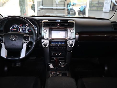 Used 2018 Toyota 4Runner Limited AWD/4WD image 41