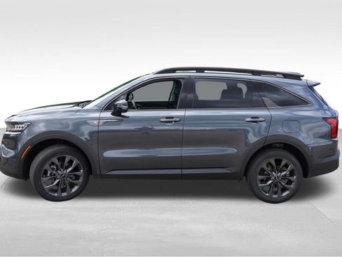 Certified 2023 Kia Sorento X-Line EX AWD/4WD image 9