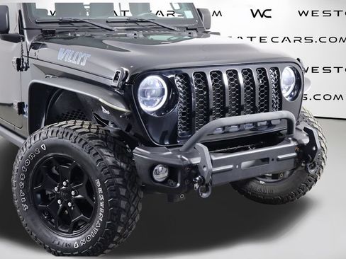 Used 2023 Jeep Wrangler Unlimited w/ Cold Weather Group AWD/4WD image 50