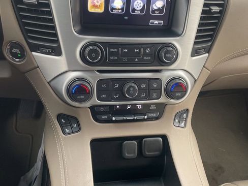 Used 2018 GMC Yukon XL SLT w/ Open Road Package image 6