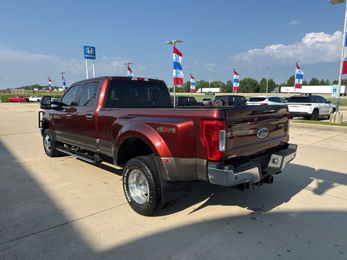Used 2017 Ford F350 Lariat w/ Lariat Ultimate Package AWD/4WD image 6