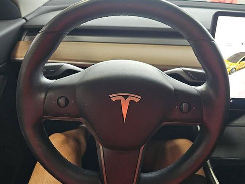 Used 2018 Tesla Model 3 Long Range RWD image 5
