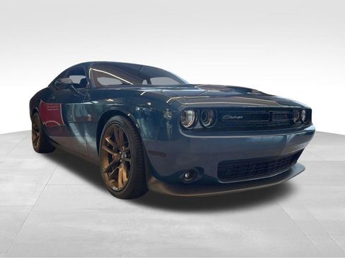 Used 2021 Dodge Challenger R/T Scat Pack w/ Dynamics Package RWD image 3