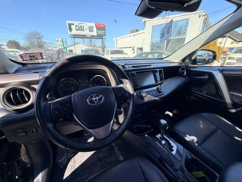 Used 2017 Toyota RAV4 Limited w/ Advanced Technology Package image 22